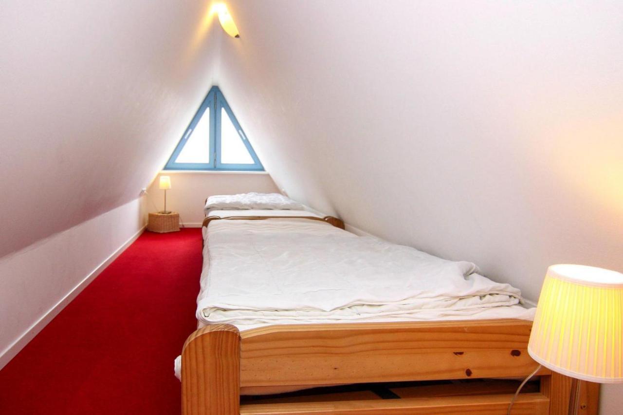 Reetdachhaus Mit Eigenem Strandkorb In Wohlenberg An Der Ostsee Екстериор снимка